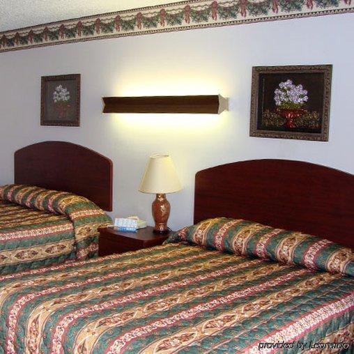 Colonial Inn Хамънд Стая снимка