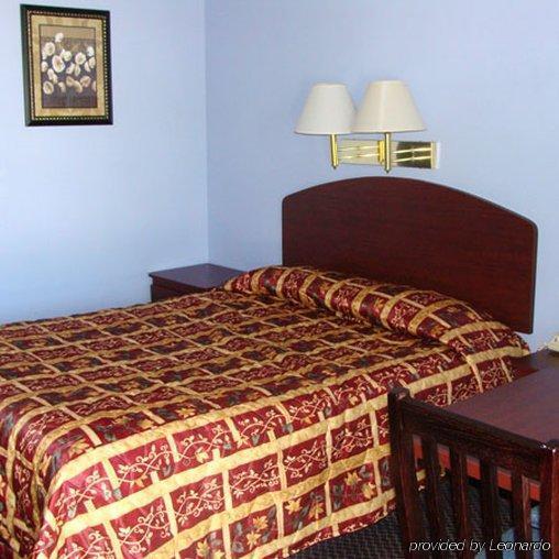Colonial Inn Хамънд Стая снимка